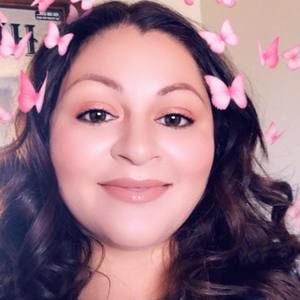 Meet your Posher, Lidia